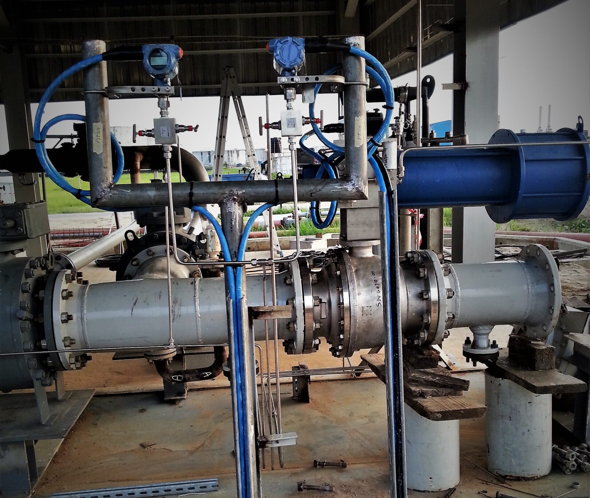 Automated custody transfer with accurate oil volume measurement